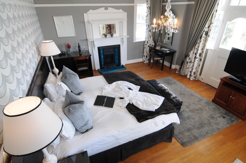 קייפטאון Abbey Manor Luxury Guesthouse מראה חיצוני תמונה